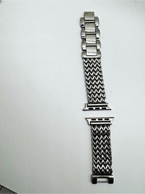 My Pretty Strap Silver Tone Flexible Mesh Apple Watch Band